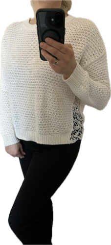 Biały sweter d.png